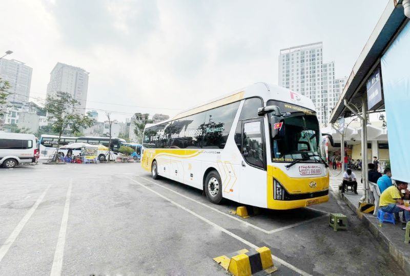 Nhà xe Đức Phát hoạt động chuyên tuyến từ bến Bát Giáp về Thanh Hóa và ngược lại