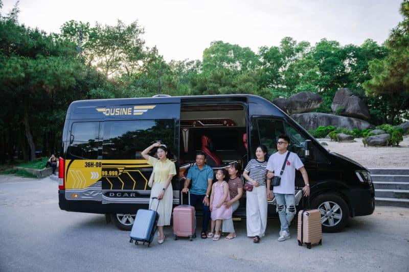 thuê xe Limousine Thanh Hóa 4