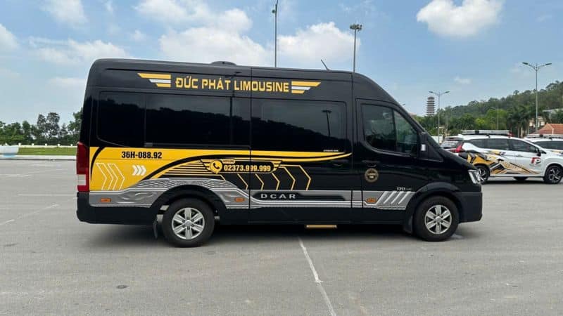 xe limousine đi Hải Tiến giá rẻ 2