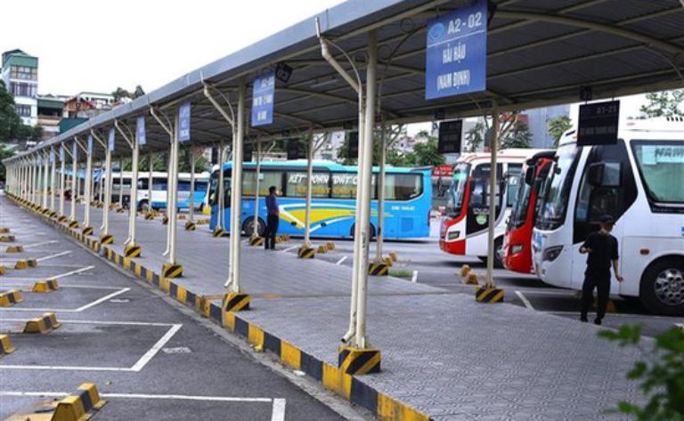 Xe khách Thanh Hóa Hà Nội bến Nước Ngầm 2