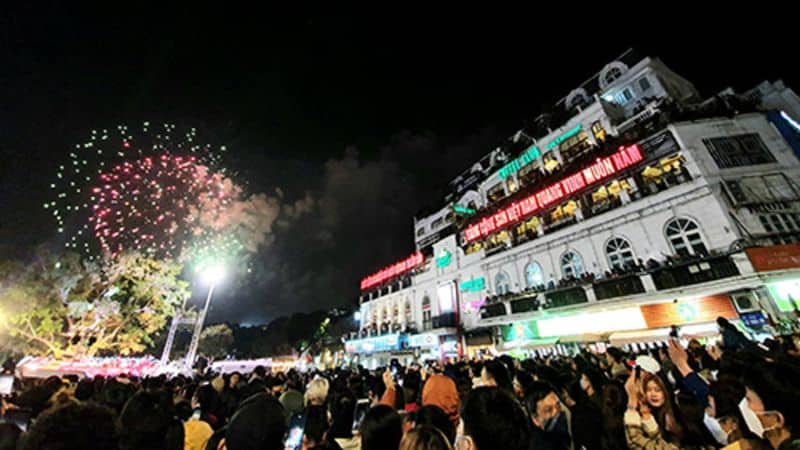 Hà Nội sẽ bắn pháo hoa tầm cao tại 5 điểm trong dịp 2/9 sắp tới