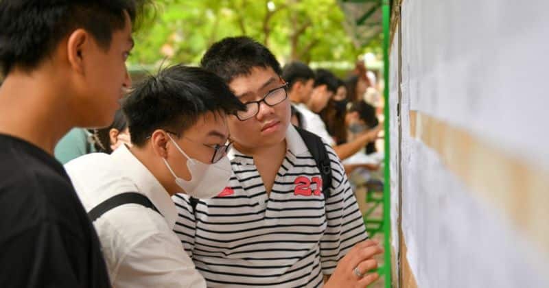điểm sàn các trường đại học 2025