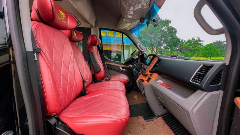 Ưu tiên đặt vé ở hãng xe Limousine uy tín